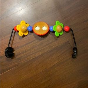 Baby bjorn bouncer toy bar